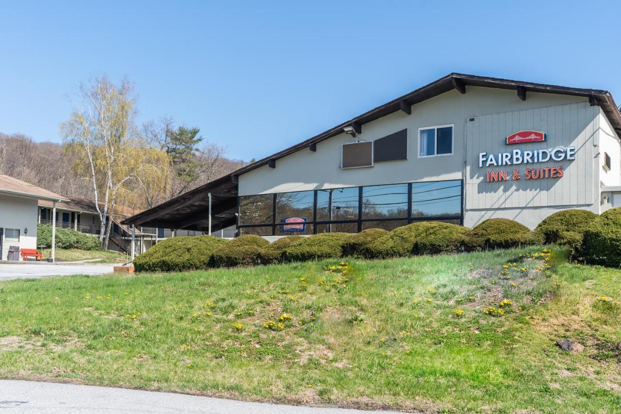 Fairbridge Inn And Suites West Point Highland Falls Exterior photo